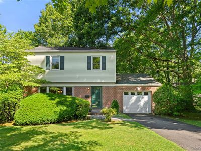 Property at 4 Pin Oak Lane, White Plains, NY