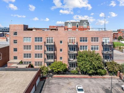 201 S Saint Francis Ave APT 401