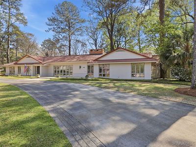 1252 Augusta Ave