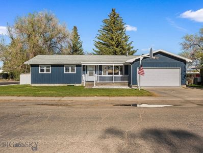 38 N Walnut St