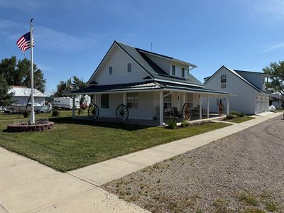 105 W Milsap St