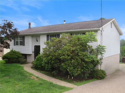 115 Bristol Ln