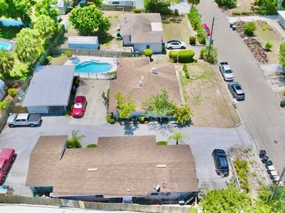 411 Pleasant St