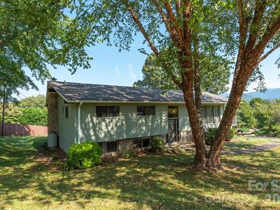 127 College Cir