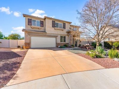 2415 Foxtail Dr