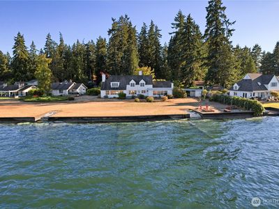 3026 Marine Drive