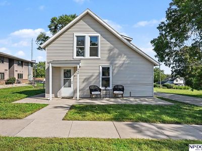 340 N 8th St