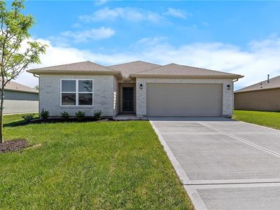 37990 W 207th Ter