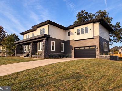 5005 Laburch Ln