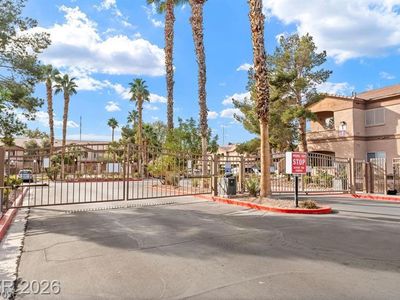 5751 E Hacienda Ave Unit 117
