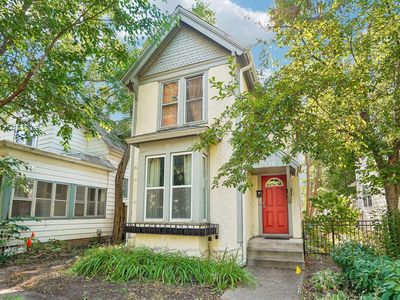 2644 Dupont Ave S