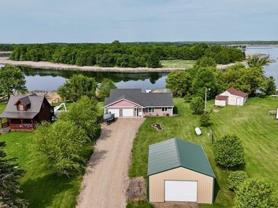 32406 Starland Shore Dr