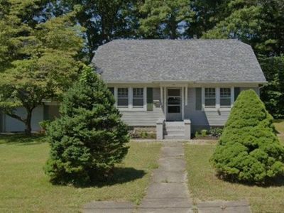 20 Gatelot Avenue