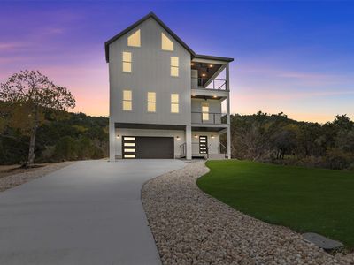 11005 Beach Rd