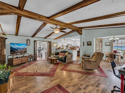 Property at 329 Rugby Rd, Fairfield Glade, TN