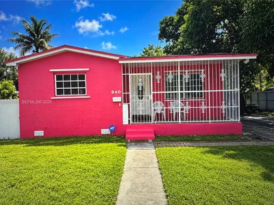 Property at 940 NW 135th St, North Miami, FL