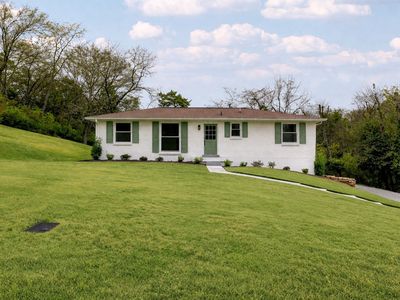 2511 Woodberry Dr