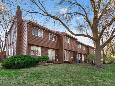 2457 Crestwood Dr