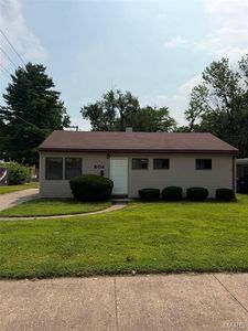 804 Royal Heights Rd