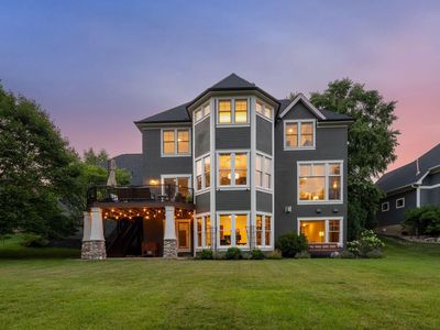 10921 Bentwater Ln