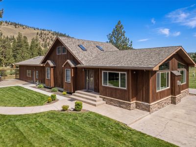9745 Highway 12 W