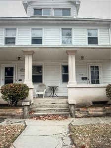 1039-1041 Highland Ave