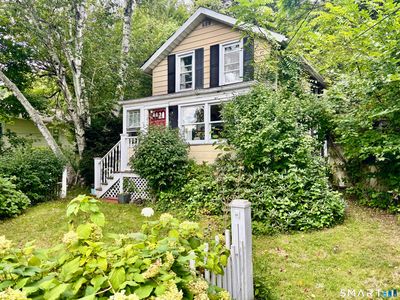 20 Hickok Avenue