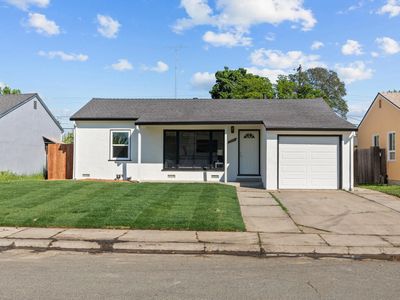 5625 La Campana Way