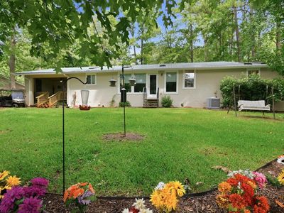 91 Lakeview Cir