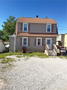 933 Ashland Rd