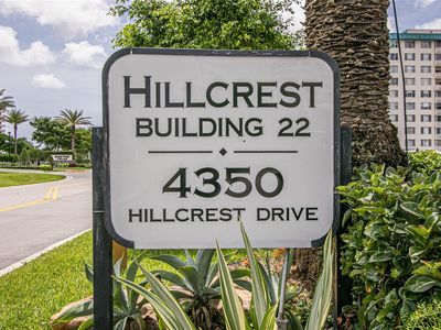4350 Hillcrest Dr APT 303
