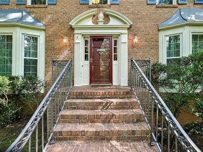 6051 Millstone Run