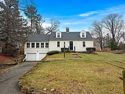 59 Greenfield Ln