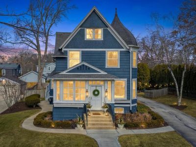 806 East Beaumont AVENUE