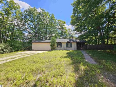 3963 Cadillac Rd