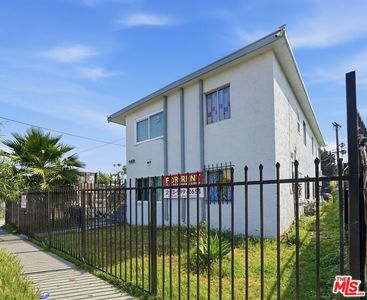 4416 S San Pedro St