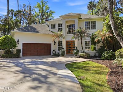 87 ROSCOE Boulevard N