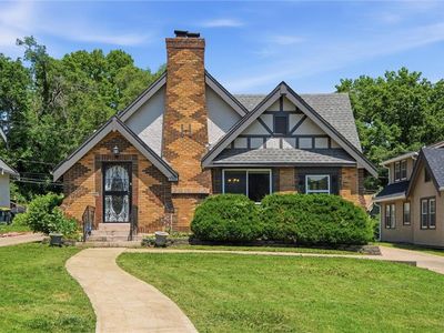 Property at 1222 E 76th St, Kansas City, MO