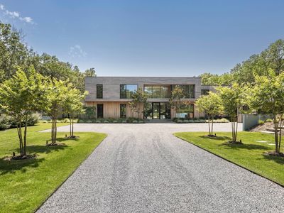 220 Two Holes Water Rd