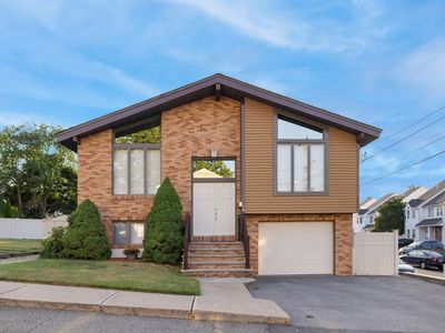 18 Blaney St