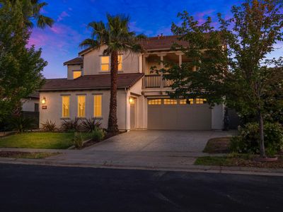 2564 W Summerland Way