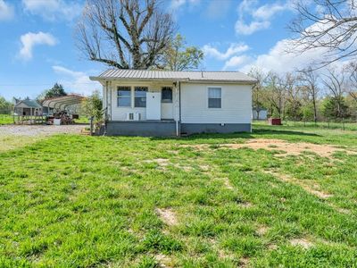 784 Burch Ln