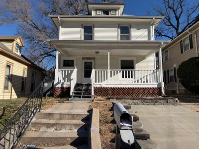 415 S 1st St