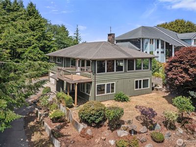 2123 Wecoma Place