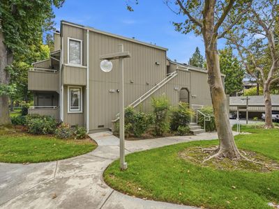 1652 Braddock Ct