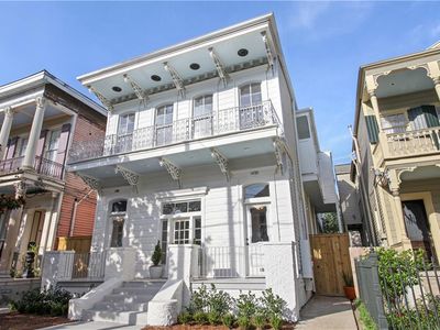 1418-20 Josephine St