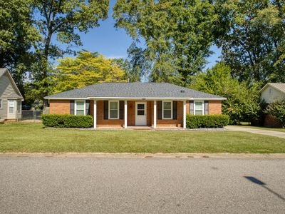 758 Palm Dr
