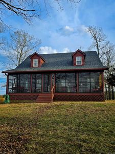 125 Clinton Loop
