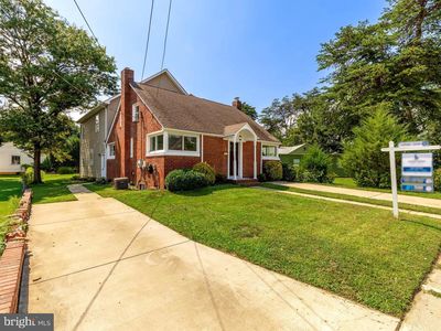 750 N George Mason Dr