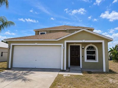 3905 Warbler Dr